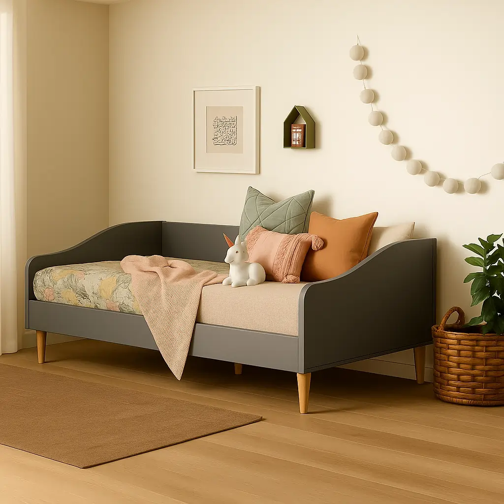 Cozy Daybed - Image 2